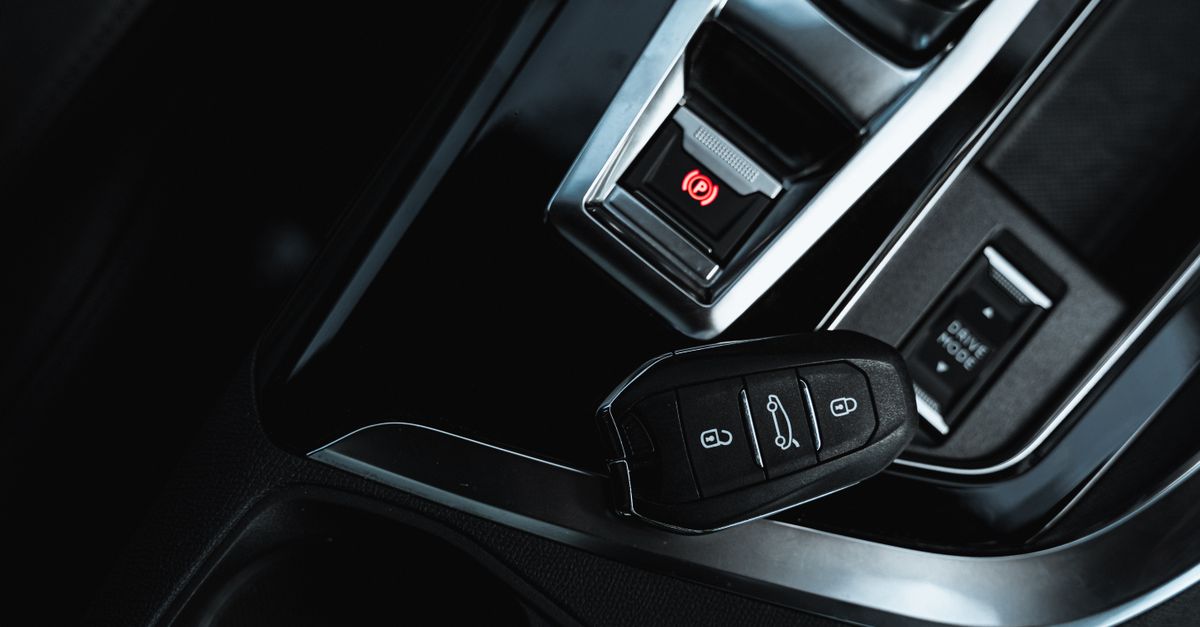 Chevrolet car key fob — Elizabeth NJ Locksmith