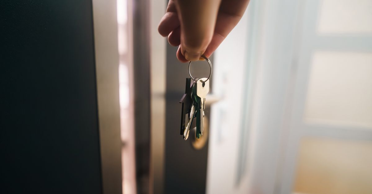 Locked Out Of The House? Our Damage-Free Entry Explained — Elizabeth NJ Locksmith